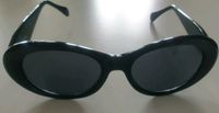 Sonnenbrille schwarz schöne Form Frankfurt am Main - Preungesheim Vorschau