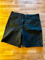 Damen Jeans Shorts Hose kurz Gr. 36, C&A Yessica, schwarz Bayern - Würzburg Vorschau