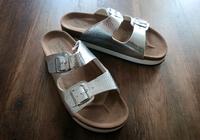 Pantoletten Slipper silber Sommerschuh Sandaletten Hausschuh Pankow - Prenzlauer Berg Vorschau