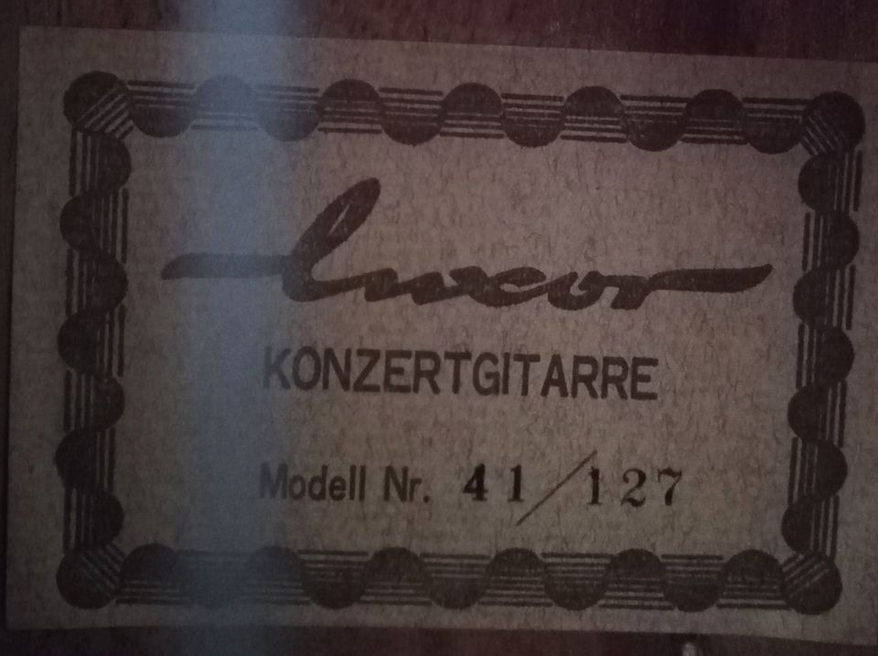 Konzertgitarre Luxor mit hochwertiger Tasche in Recklinghausen