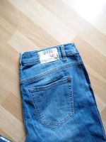 Moderne Gerry Weber Damen Jeans Hose Größe 40    Stylische Modern Köln - Porz Vorschau