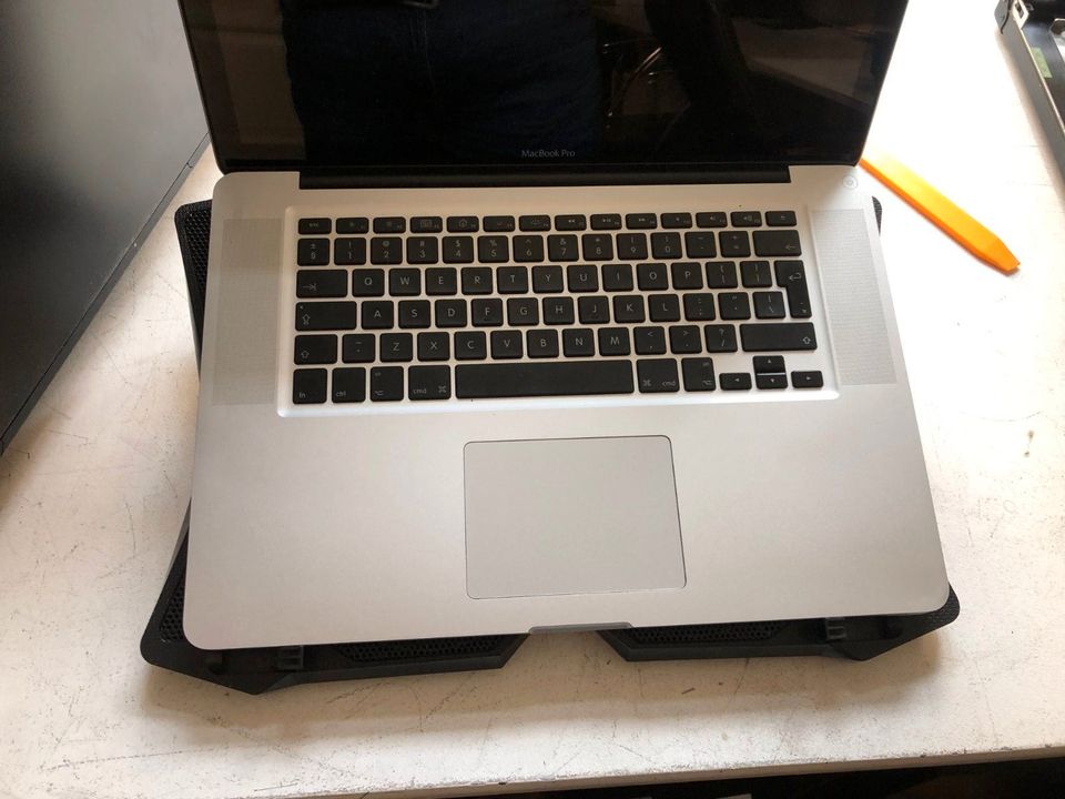 Klimt Laptop Kühler in Halle