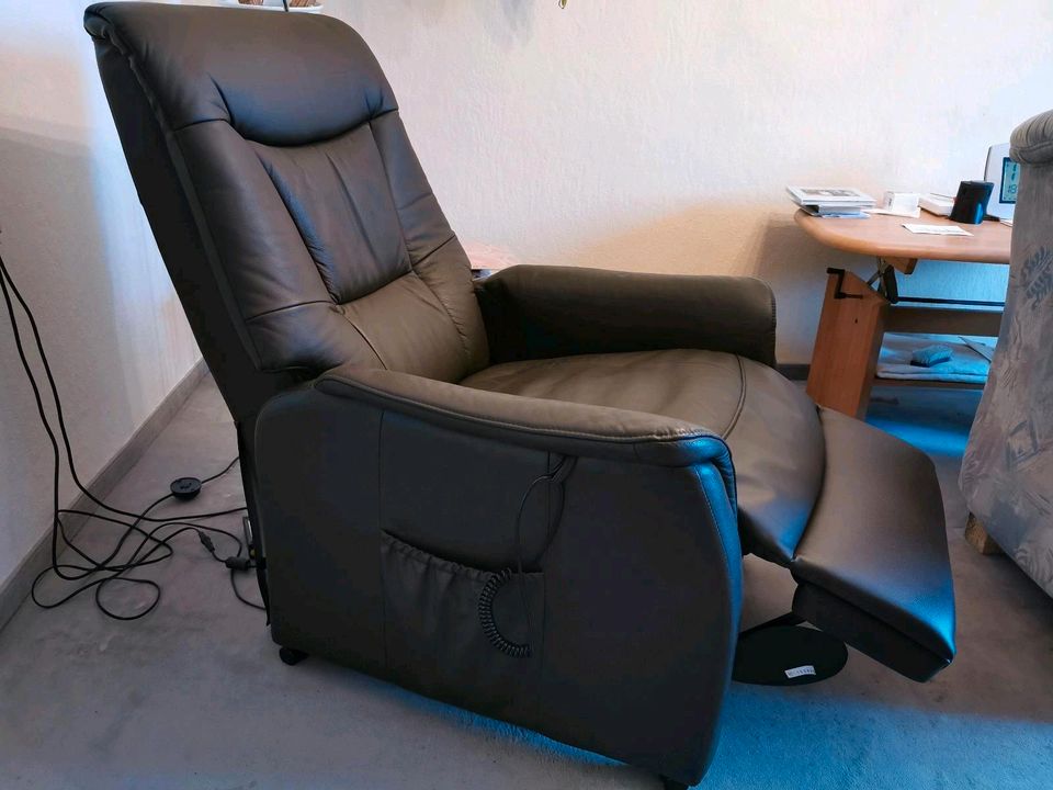 Relaxsessel verstellbarer Sessel, Aufstehhilfe Echt Leder! in Leipzig