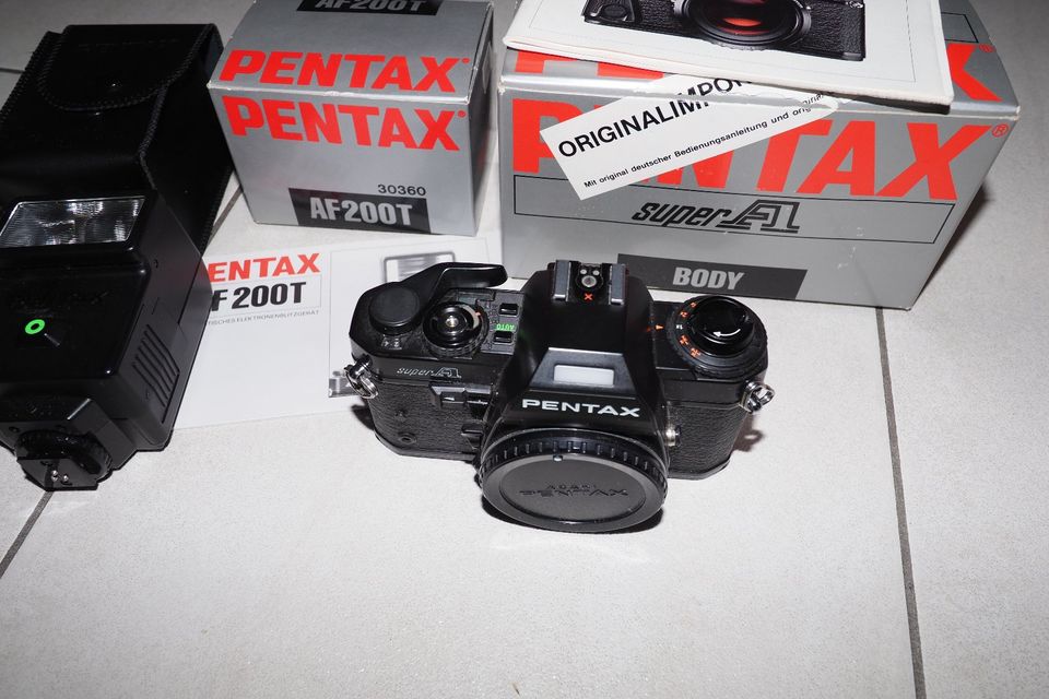 Pentax Super A mit Zubehör OVP Top in Wiesbaden