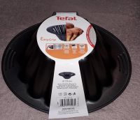 Tefal Kuchenform Briocheform neuwertig 23 cm Kuchen backen Essen - Huttrop Vorschau