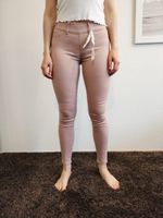 Stretch Treggings Hose rosa rosé S Takko Fashion Niedersachsen - Delmenhorst Vorschau