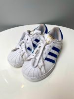 Adidas Superstar Sonder Edition weiß blau Gr. 31 Bayern - Haibach Unterfr. Vorschau