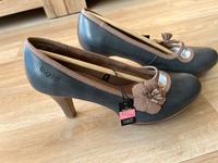 Bugatti Pumps grau/braun, Gr. 40, NEU Sachsen - Hohenstein-Ernstthal Vorschau