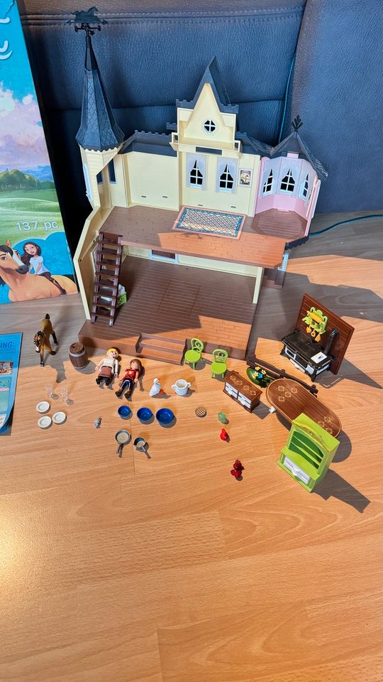 Lucky, Spirit Riding-Free Playmobil Haus+Schlafzimmer 9475+9476 in Hamburg