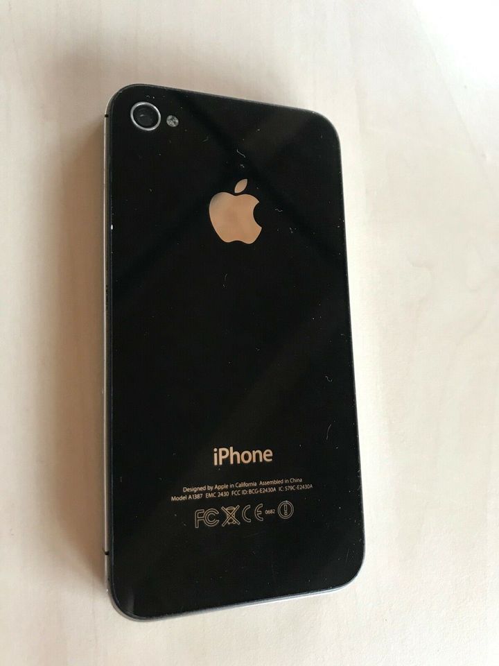 Apple iPhone 4s 16 GB schwarz in Schliersee