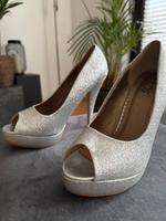 Peep Toe Heels Gr. 38 neu Niedersachsen - Alfeld (Leine) Vorschau