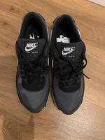 NIKE AIR MAX 90 ORIGINAL UNISEX SCHWARZ GR. 41 NEU & UNGETRAGEN! Hessen - Lampertheim Vorschau
