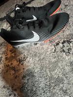 Nike Laufschuhe mit Stollen - Größe 42 - Guter Zustand + Zubehör Nordrhein-Westfalen - Olfen Vorschau