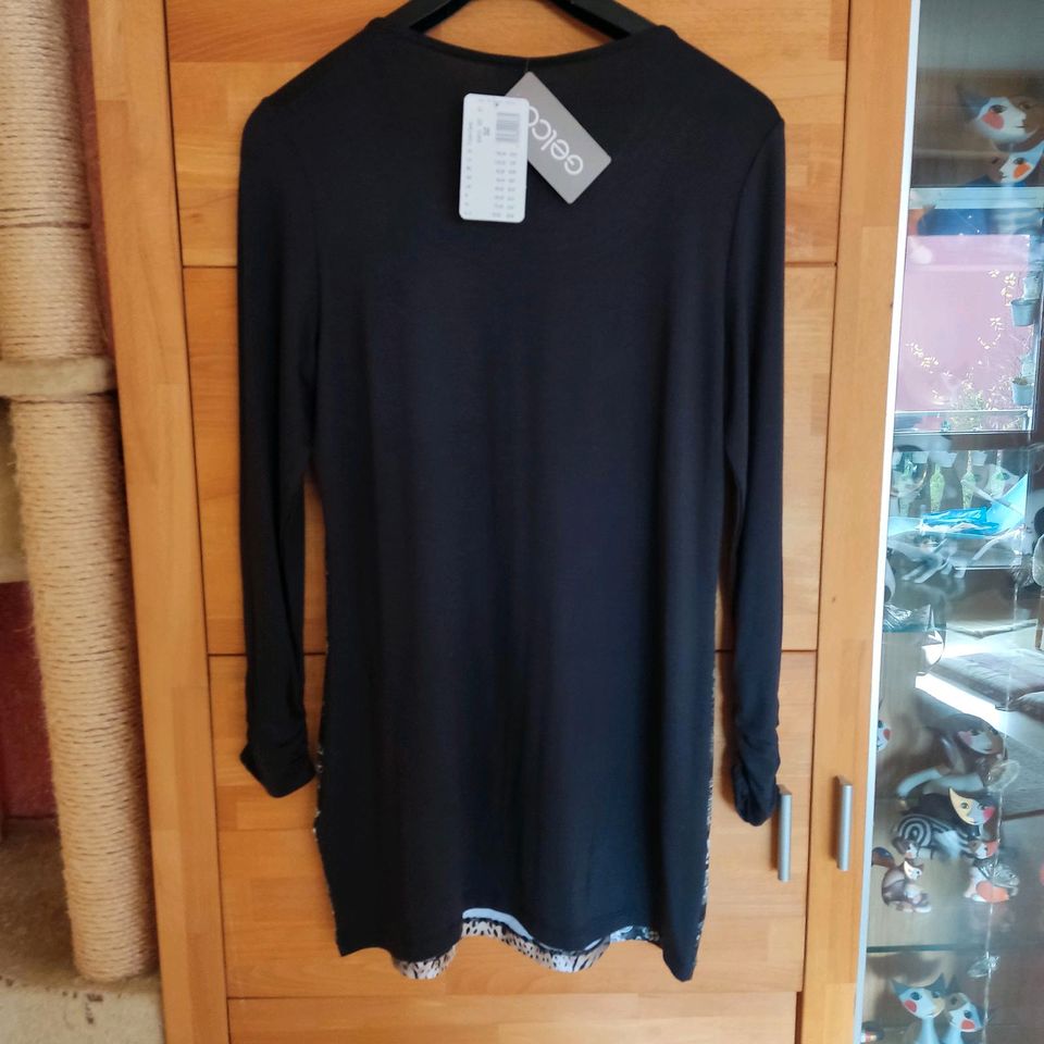 Schickes Longshirt Neu in Zirndorf