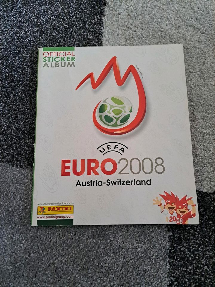 Fussball Uefa Euro 2008 Album leer Panini in Berlin