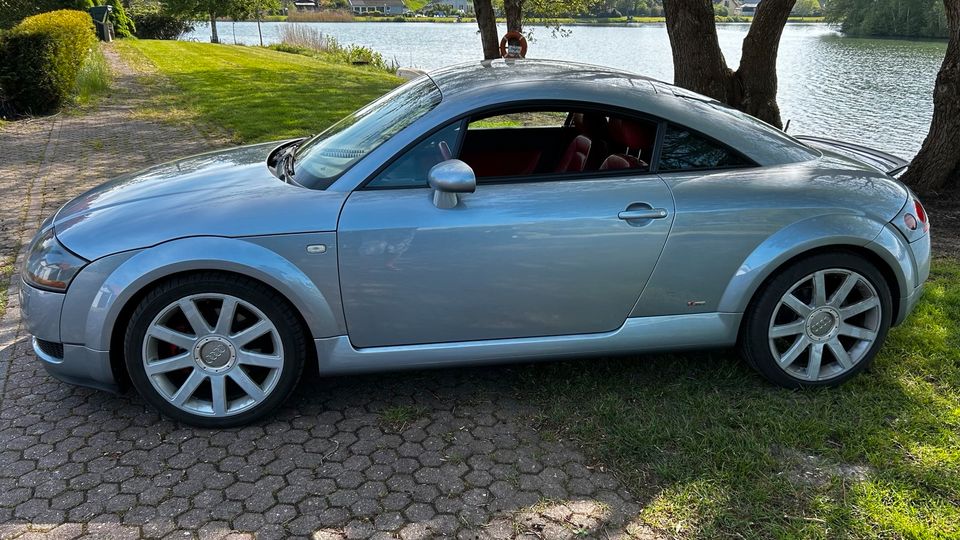 Audi TT 8N Quattro 224 PS in Geestland