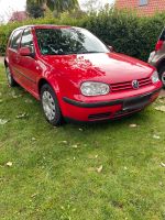 VW Golf 4 (Motor klackert) Niedersachsen - Uetze Vorschau