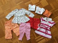 Kleiderpaket Sommer Mädchen Tunika Hosen Shirts Größe 62 und 68 Hessen - Friedrichsdorf Vorschau