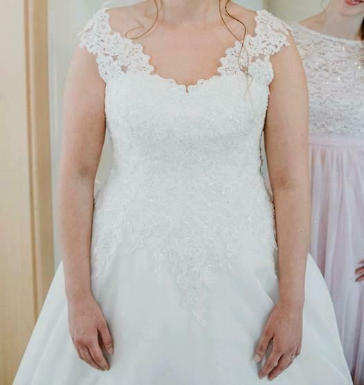 38,40,42,44 Brautkleid Hochzeitskleid mit Reifrock und Diadem in Hamburg