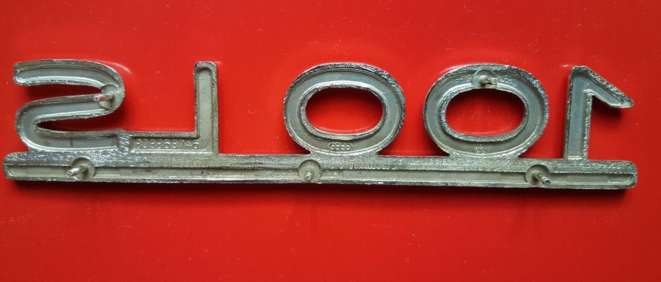 Audi 100 Original Schriftzug (Emblem) "100 LS" in Landau in der Pfalz