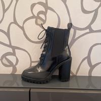 Neu Damen Asos Stiefel Stiefeletten Boots Schuhe Schwarz 38 UK5 Nordrhein-Westfalen - Medebach Vorschau