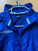 Vintage Trainingsjacke (blau/weiß) Marke „Umbro“ [Neu], Gr. M Nordrhein-Westfalen - Westerkappeln Vorschau