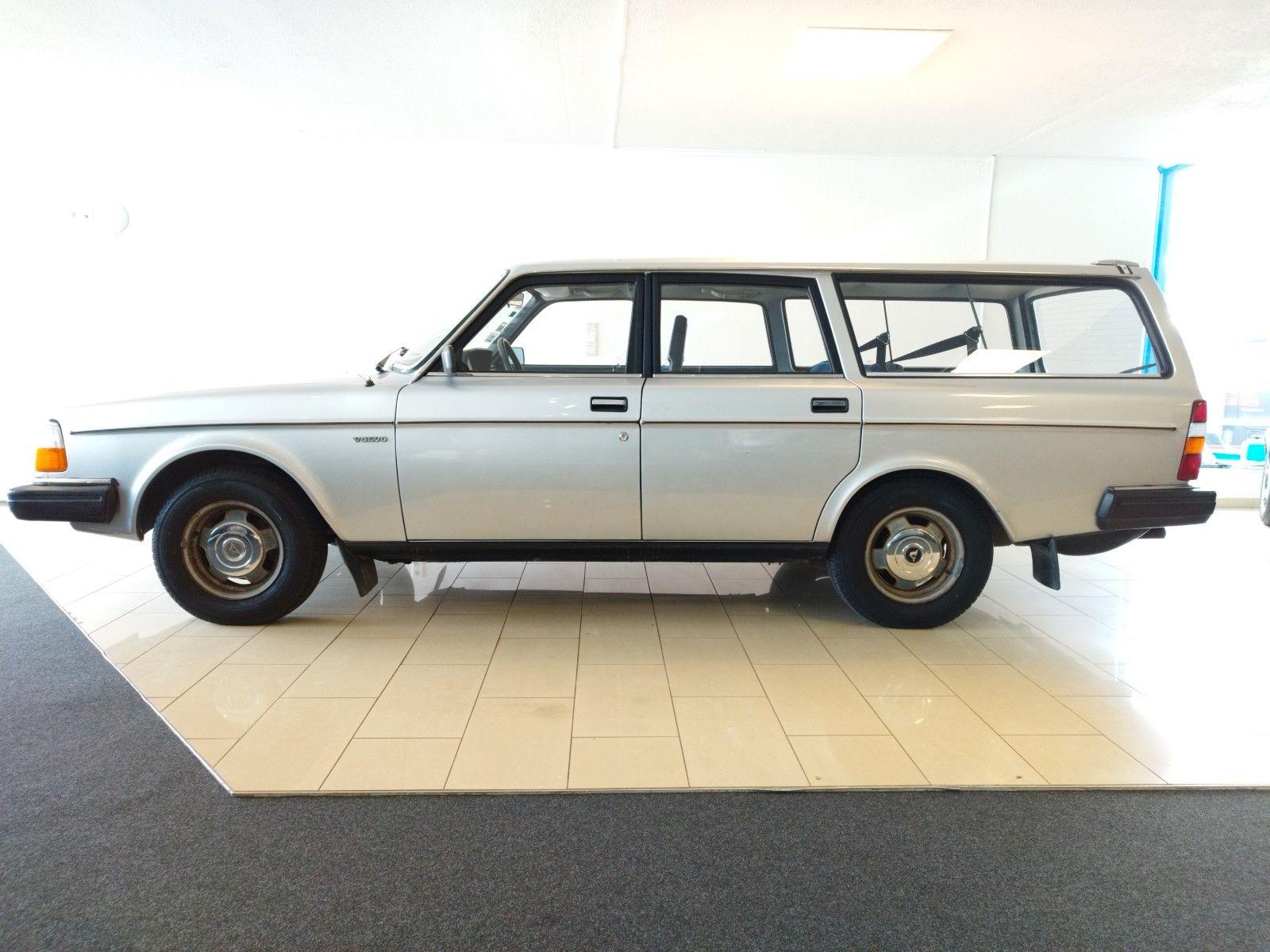 Abbildung des Autos Volvo 240 245 GL 2,3 &#x…