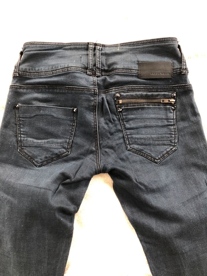 Jeans Tally Weijl 38 schwarz in Oststeinbek