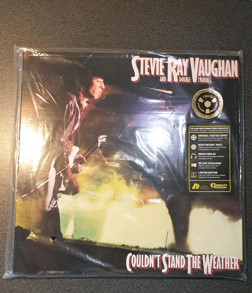 Acoustic Sounds: Stevie Ray Vaughan - Couldn't Stand The Weather in Nürnberg (Mittelfr)