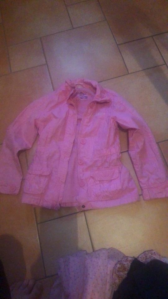 Jacke Mädchen Sommer Gr. 122 rosa in Aurich