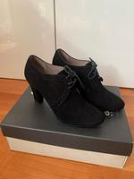 Geox Budapester Schuhe Pumps Schnürschuhe schwarz 38 NEU Düsseldorf - Eller Vorschau