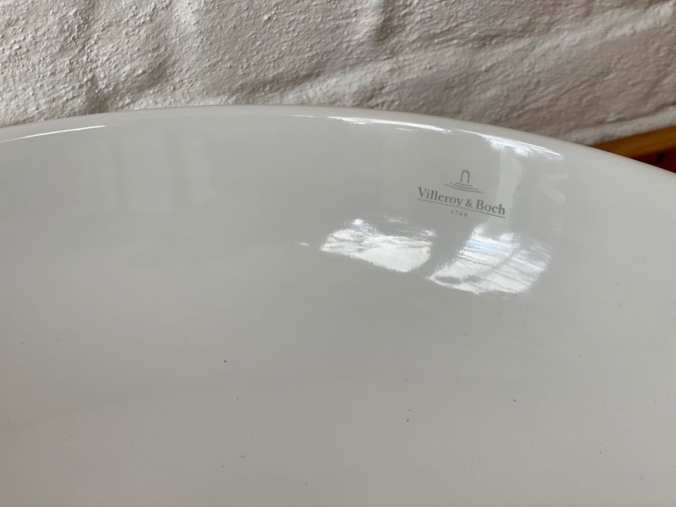 Aufsatz Waschbecken villeroy boch Artis mint neu in Berlin