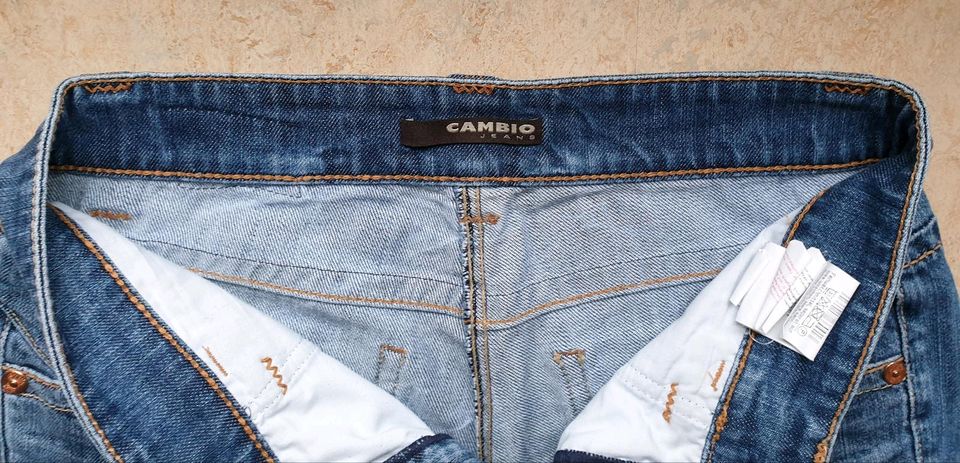 CAMBIO Hose/Jeans Gr. 40 in Eching (Niederbay)