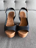 Keilabsatz Sandalen Tommy Hilfiger high heels Walle - Utbremen Vorschau
