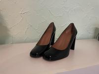 Hugo Boss Pumps Scarlet, Größe 39, schwarz Hessen - Bad Endbach Vorschau