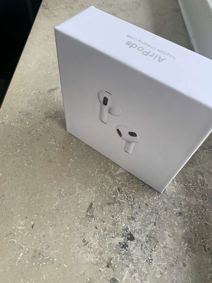 AirPods 3 Generation in Wuppertal
