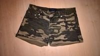 Coole Shorts, camouflage, kleine Gr. M (S) Hessen - Maintal Vorschau