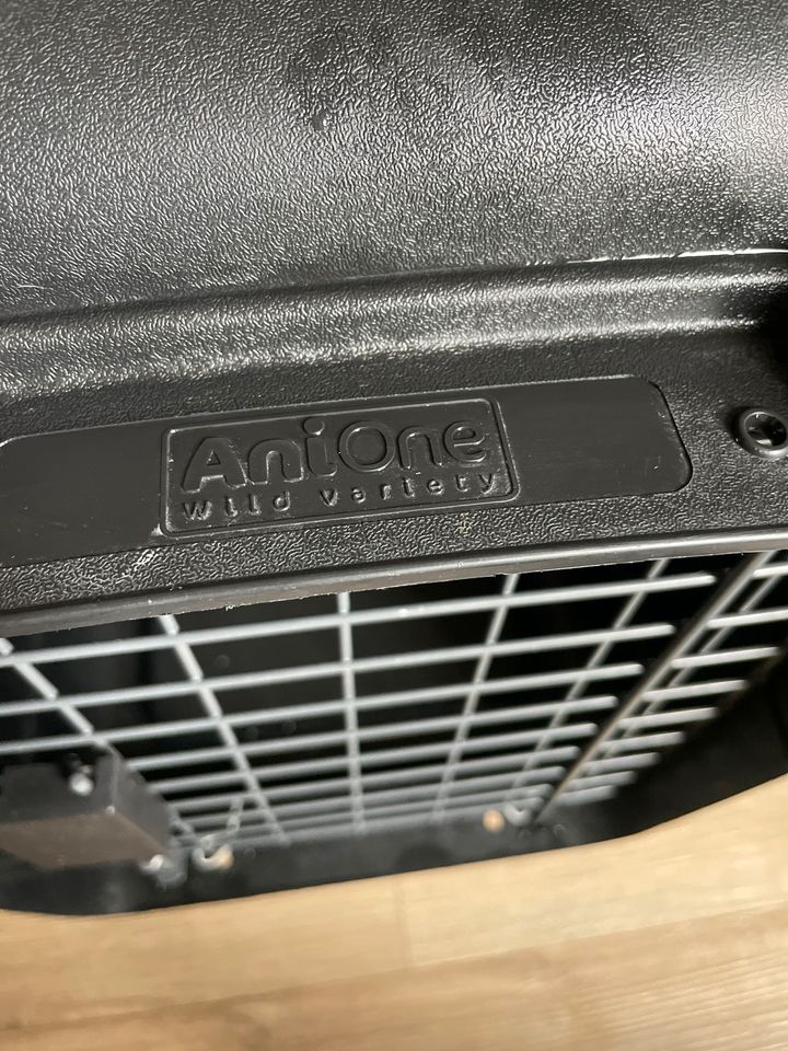 Zwei große Katzentransportboxen in Berlin