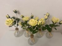 5 Rosen im Glasvasen ( künstlich Rosen ) / Neue Kiel - Gaarden Vorschau