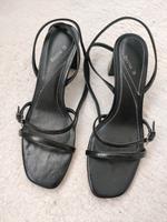 Sandalen mit Absatz Köln - Rath-Heumar Vorschau