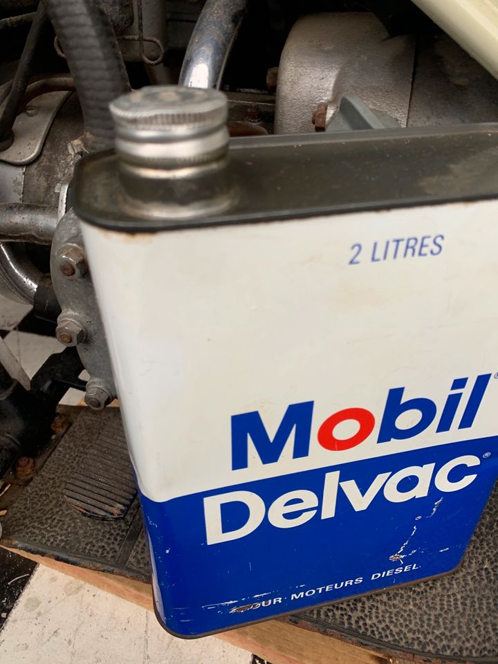 Mobiloil Öldose Delvac Pegasus 60er Jahre Vespa Scooter Man Cave in Korschenbroich