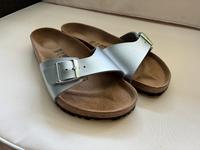 Birkenstock Madrid Gr 39 Sandalen silber Schlappen Neu Baden-Württemberg - Bad Saulgau Vorschau