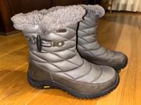 UGG vibram Damen Boots Winterschuhe Winterstiefel Gr 38 Sachsen - Radebeul Vorschau