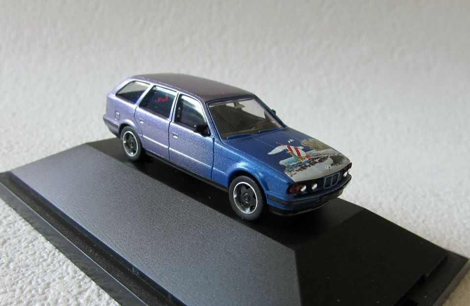 Herpa 045063 BMW 525i Touring Art Collection Sailing Spur H0 in Berlin