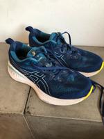 Asics Schuhe, Laufschuhe, Turnschuhe, Spirtschuhe Nordrhein-Westfalen - Mönchengladbach Vorschau