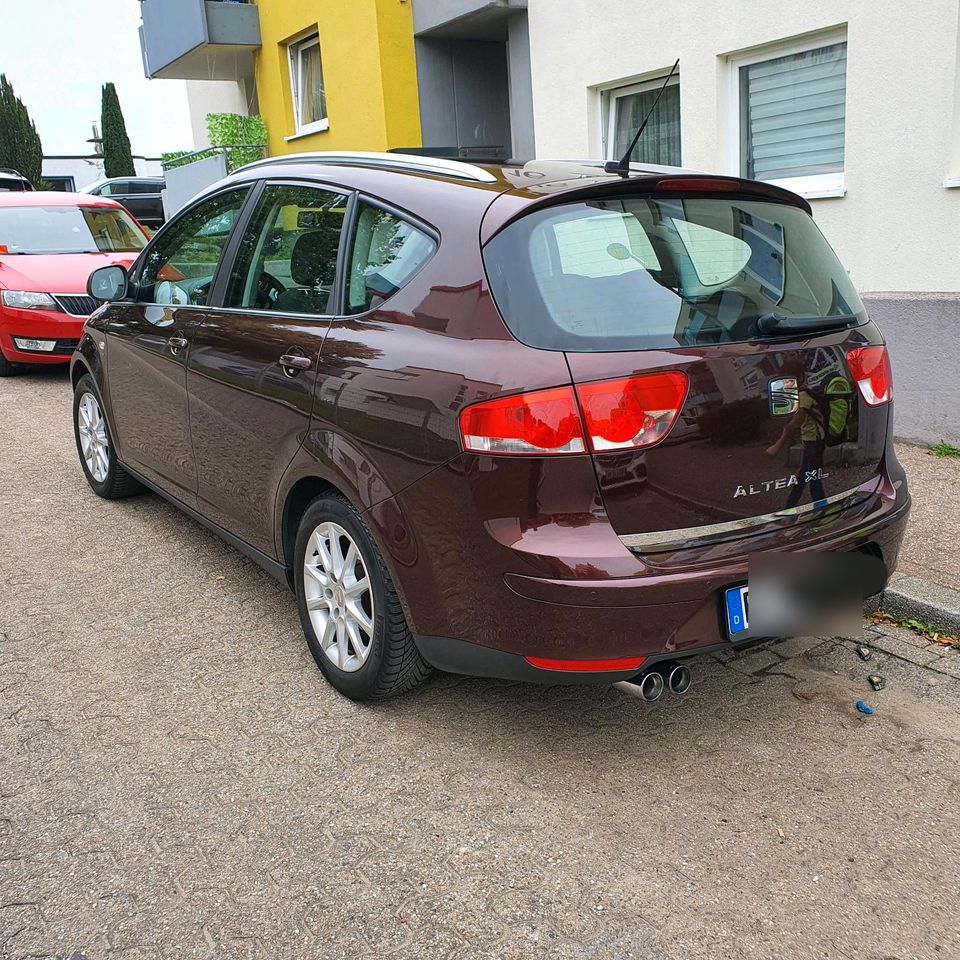 Seat Altea XL 1.4L TSI 125 PS top Ausstattung in Bochum