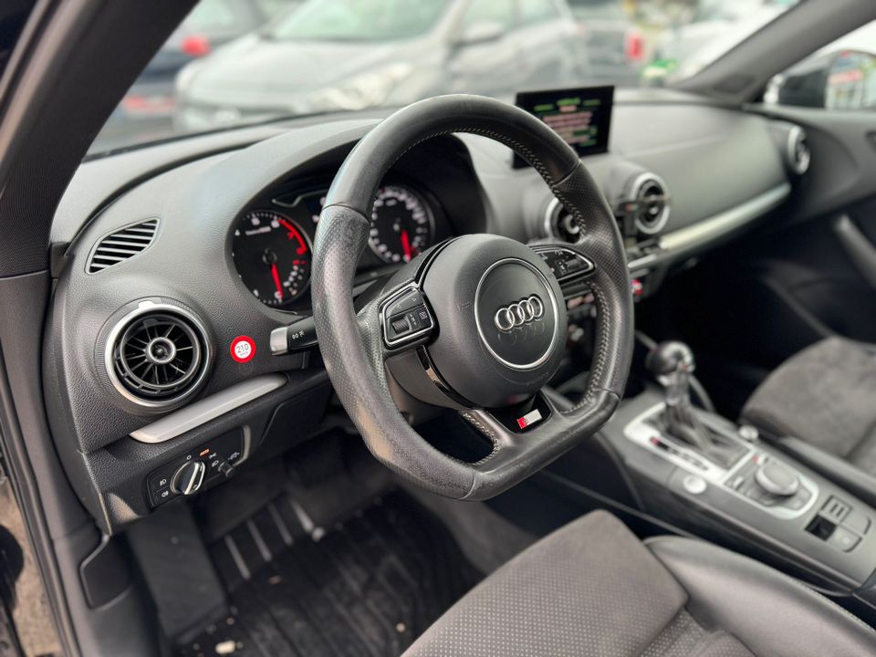 Audi A3 S line Sportpaket Automatik in Ladenburg