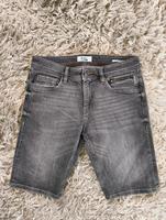 Neuwertige EDC Organic Slim fit Jeans Shorts Gr. 30 Baden-Württemberg - Hüfingen Vorschau