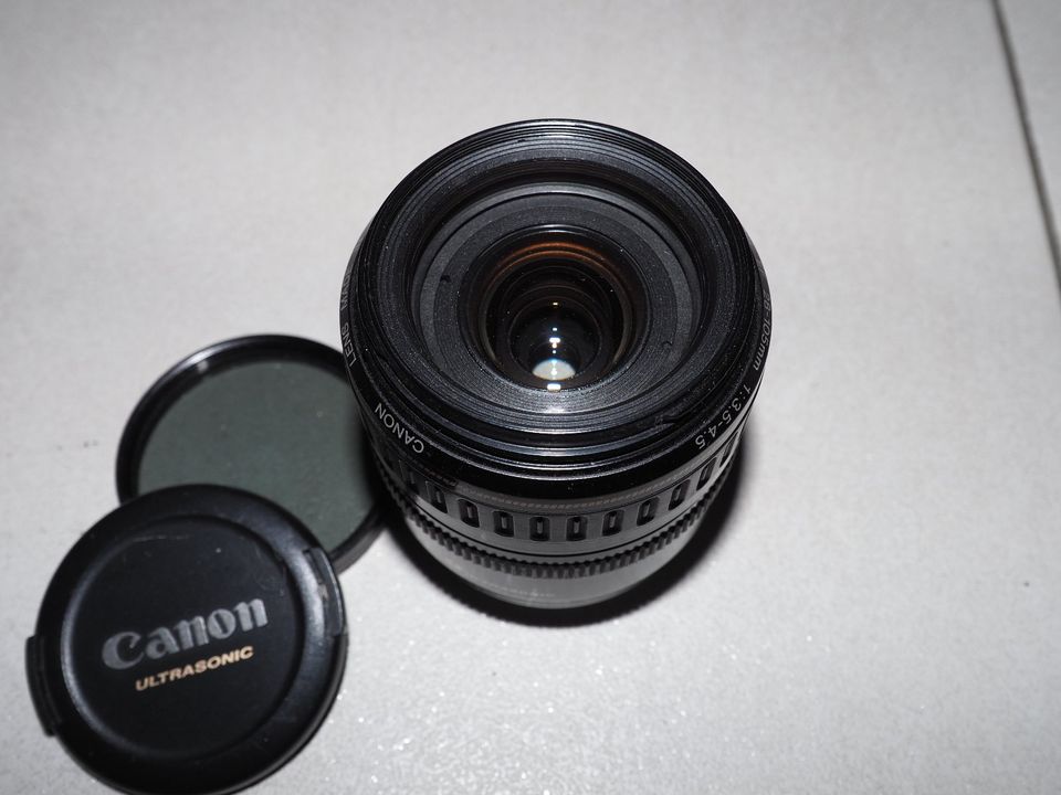 Canon EF 28-105mm 1:3,5-4,5 in Wiesbaden