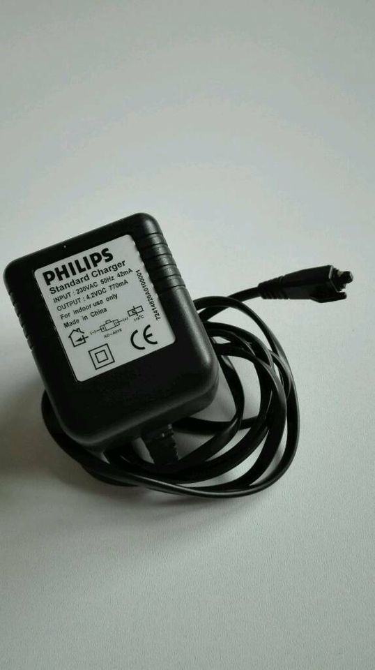 Netzteil Philips Standard charger (Output 4,2 V DC, 770 mA) in Undenheim